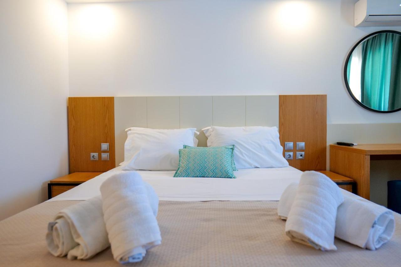 Royal 1967 Bed & Breakfast Himare Ngoại thất bức ảnh