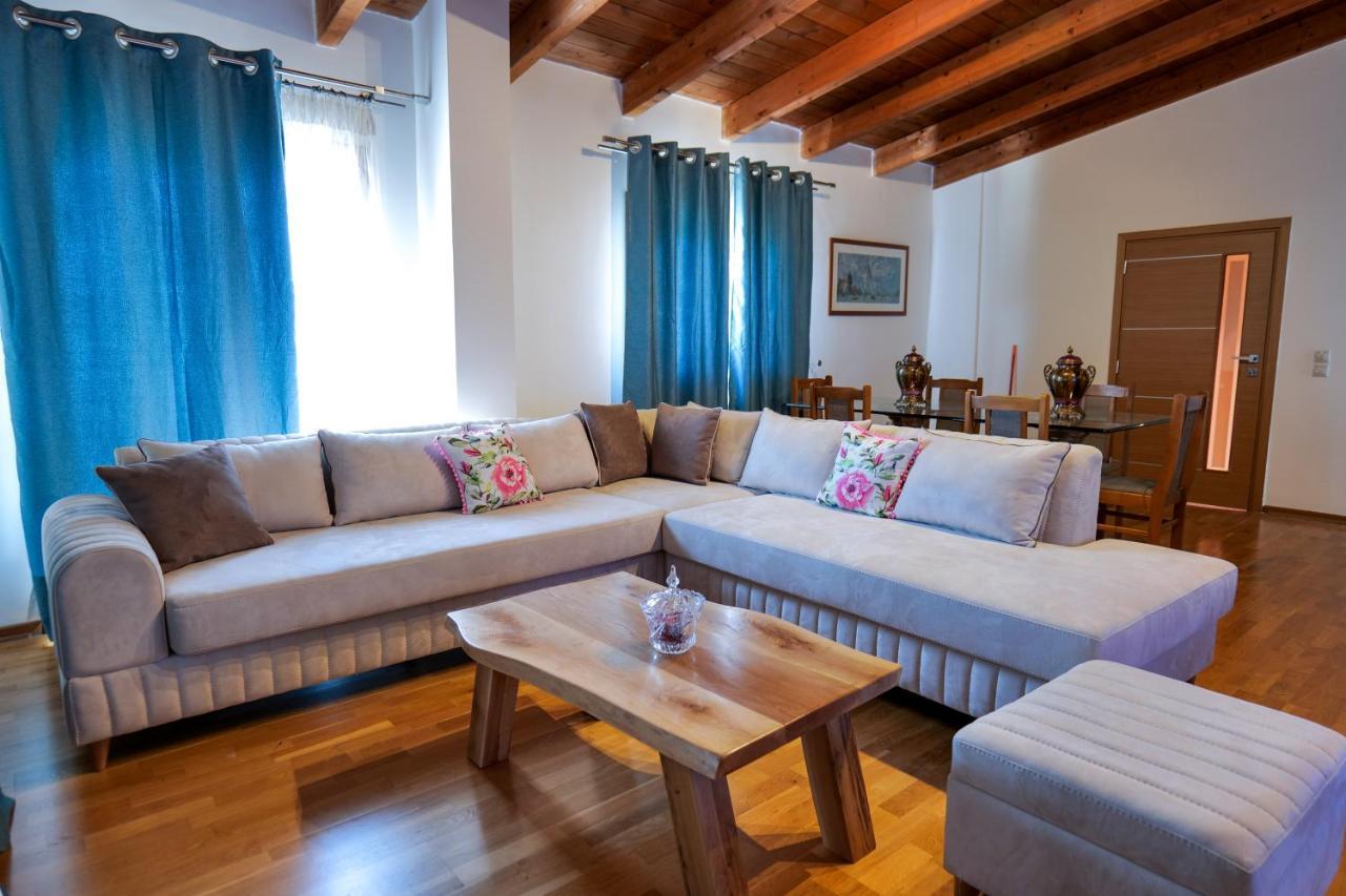 Royal 1967 Bed & Breakfast Himare Ngoại thất bức ảnh