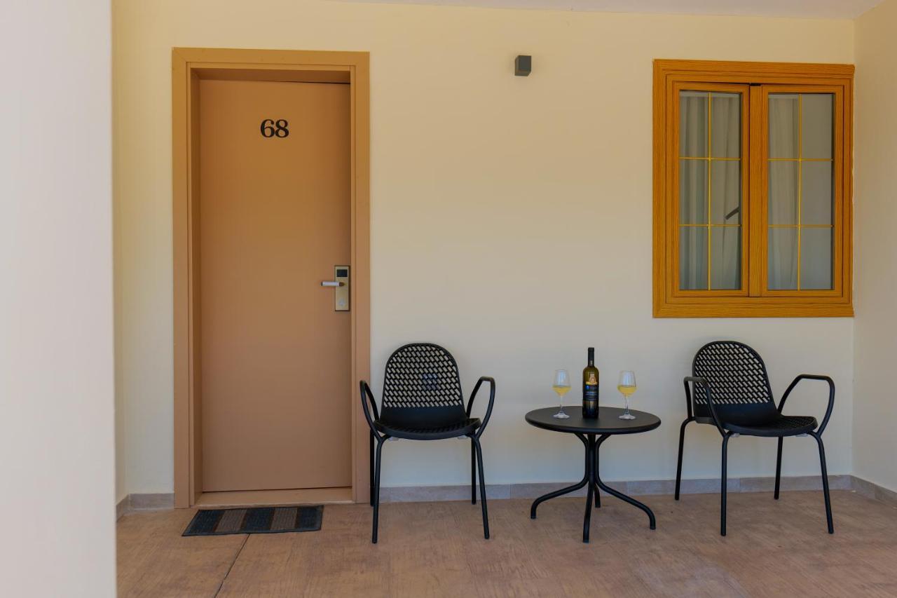 Royal 1967 Bed & Breakfast Himare Ngoại thất bức ảnh