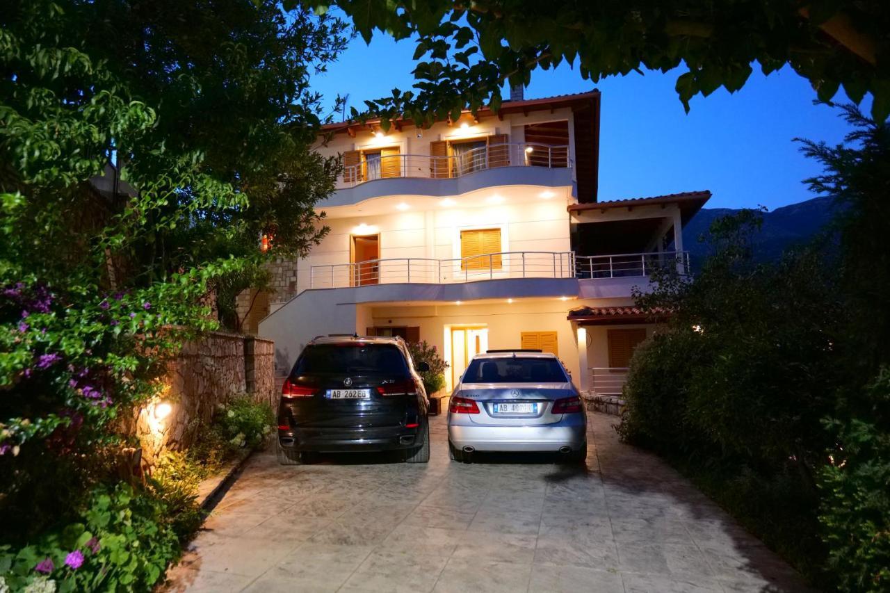 Royal 1967 Bed & Breakfast Himare Ngoại thất bức ảnh