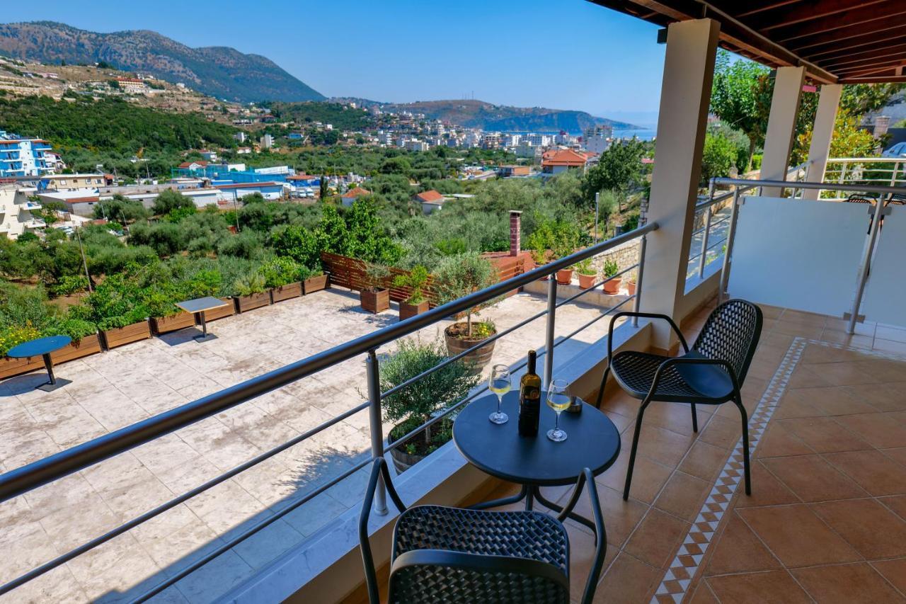Royal 1967 Bed & Breakfast Himare Ngoại thất bức ảnh