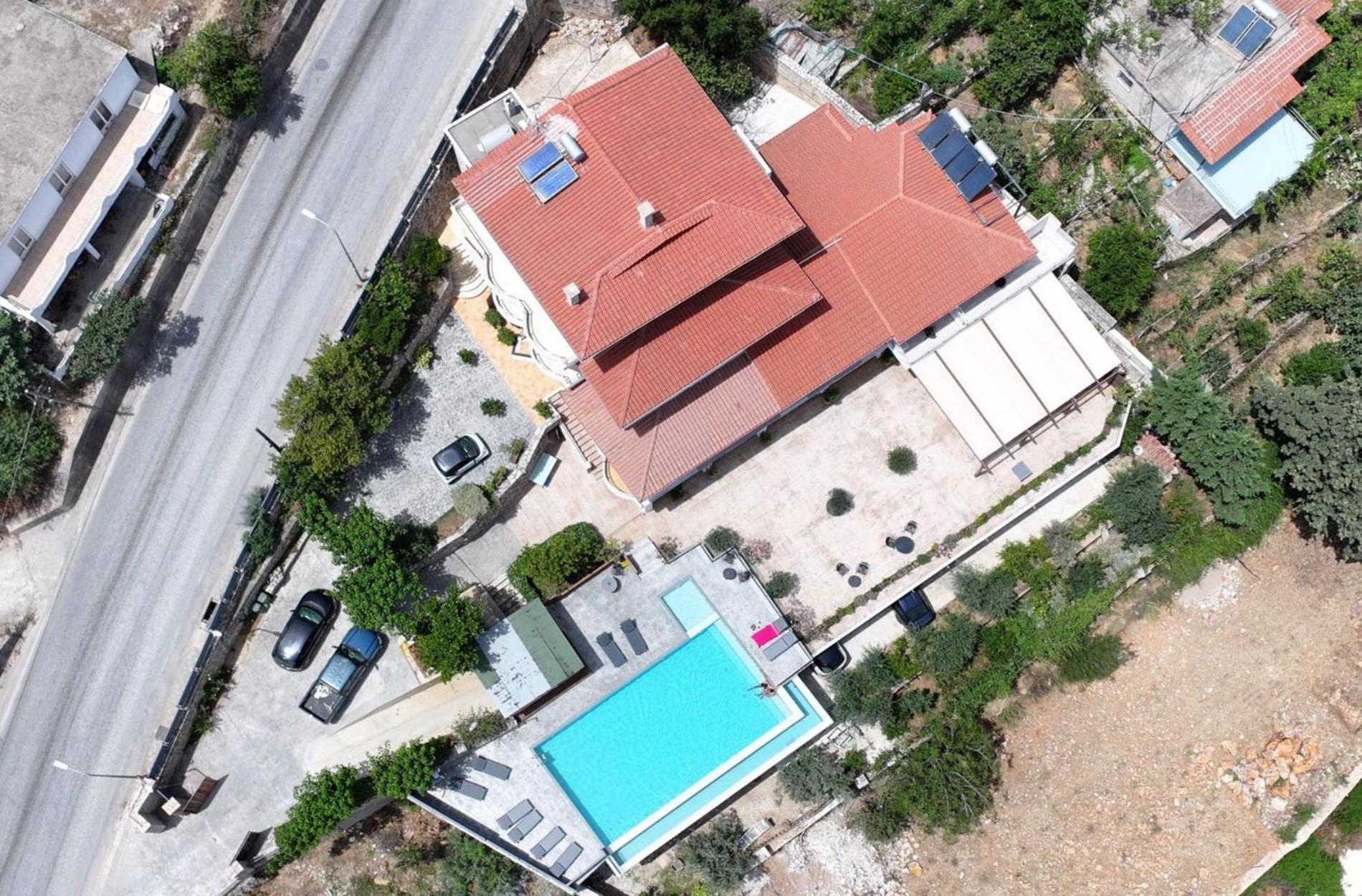 Royal 1967 Bed & Breakfast Himare Ngoại thất bức ảnh