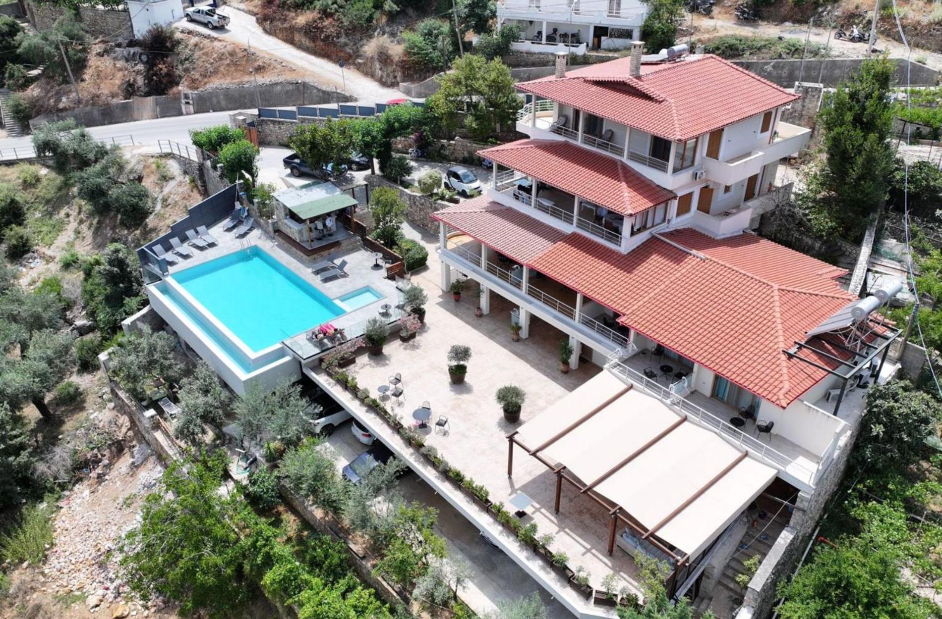 Royal 1967 Bed & Breakfast Himare Ngoại thất bức ảnh