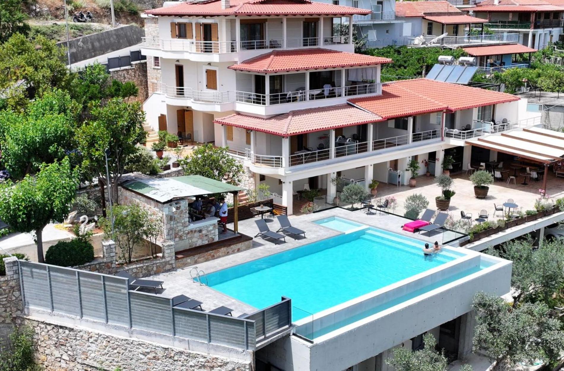 Royal 1967 Bed & Breakfast Himare Ngoại thất bức ảnh